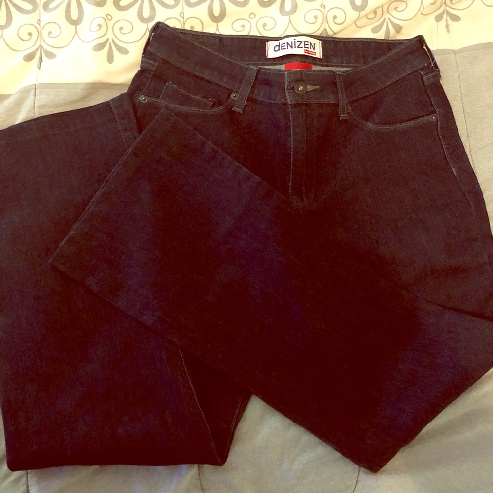 Levi Jeans size 8m